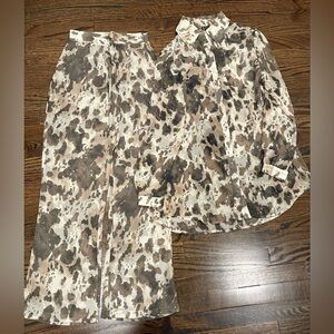 PrettyLittleThing Cream and Brown Sheer Animal Print Pant Set size 0